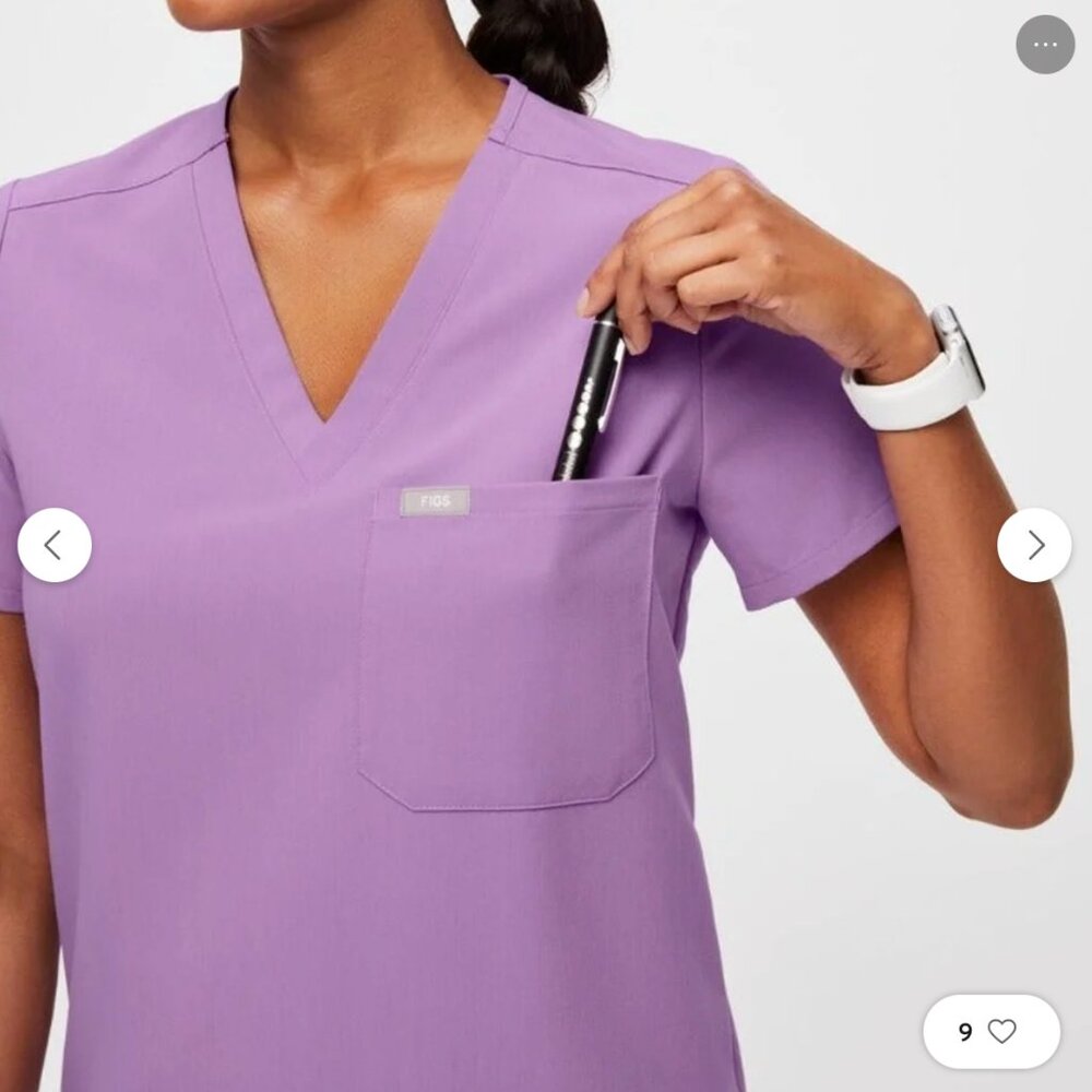 Almost NEW Figs Women’s Scrubs ~ Lilac Dawn Large Catarina Top